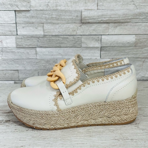 Dolce Vita Cream and Tan Platform Sneakers - Picture 5 of 11